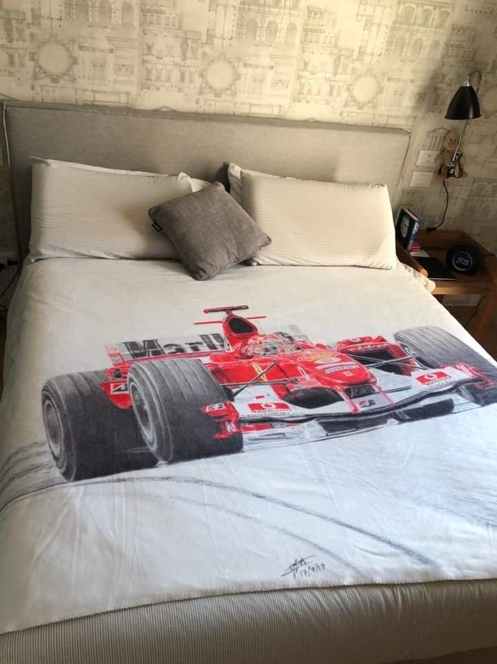 L_Benetton's tweet image. Sleeping with your legend ? It's possible by ordering in my site: lorenzo-benetton.pixels.com
Choose the background color and size of my painting.
#ferrari #schumacher #legendsneverdie #interiordesign #homdecor #handmade #madeinitaly #artwork #motorsports
