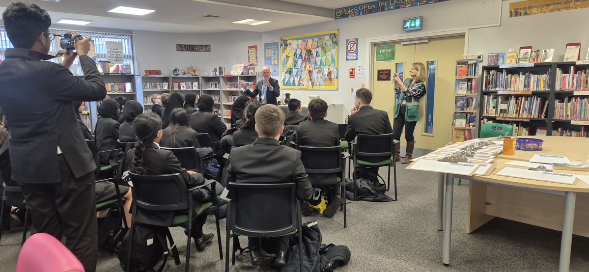 Forest Gate Community School tweet media