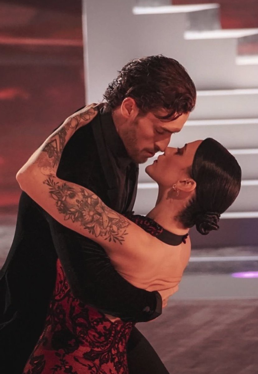 chuckk350 tweet media