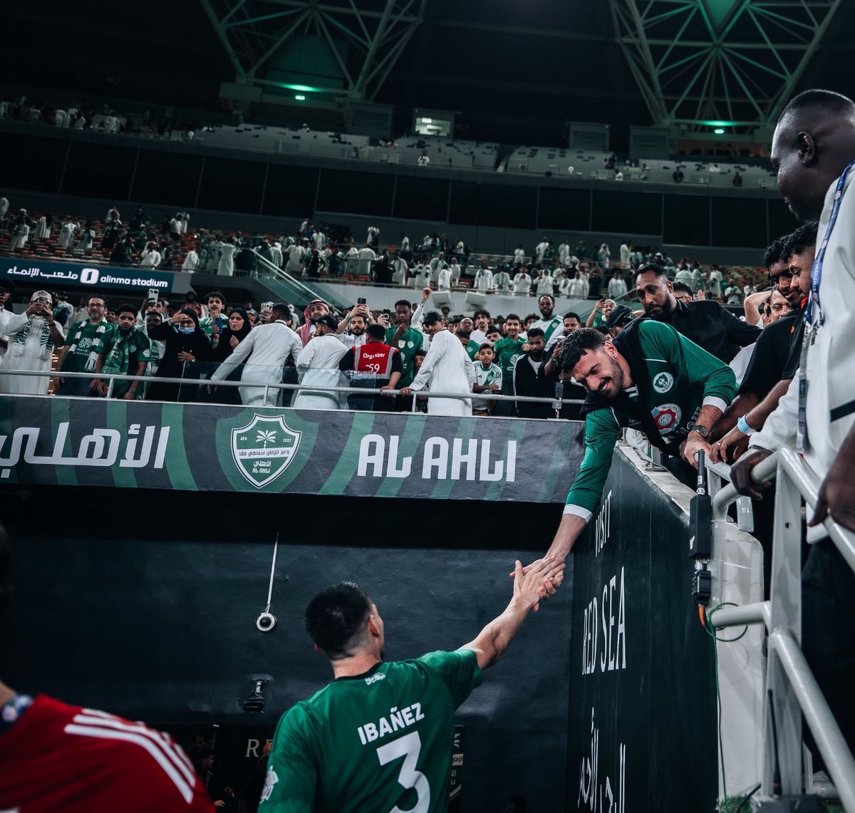 عمرو tweet media