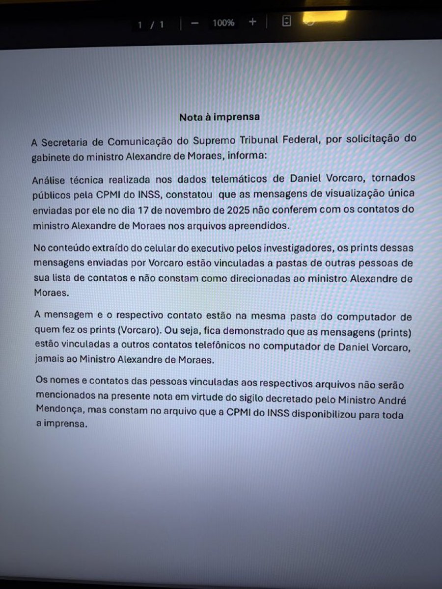 Leiam a nota do STF, na qual afirma claramente que a reportagem da jornalista Malu Gaspar é FAKE. 
Que disparate. Tenho vergonha alheia.

BOLSOMASTER