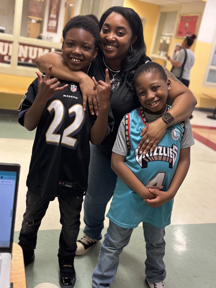 LaburnumES tweet media