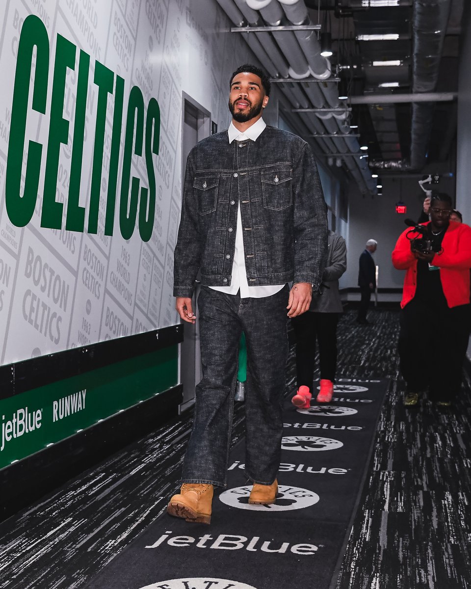 celtics's tweet photo. A moment for this fit 🤩 https://t.co/Lk7SjKLbBf