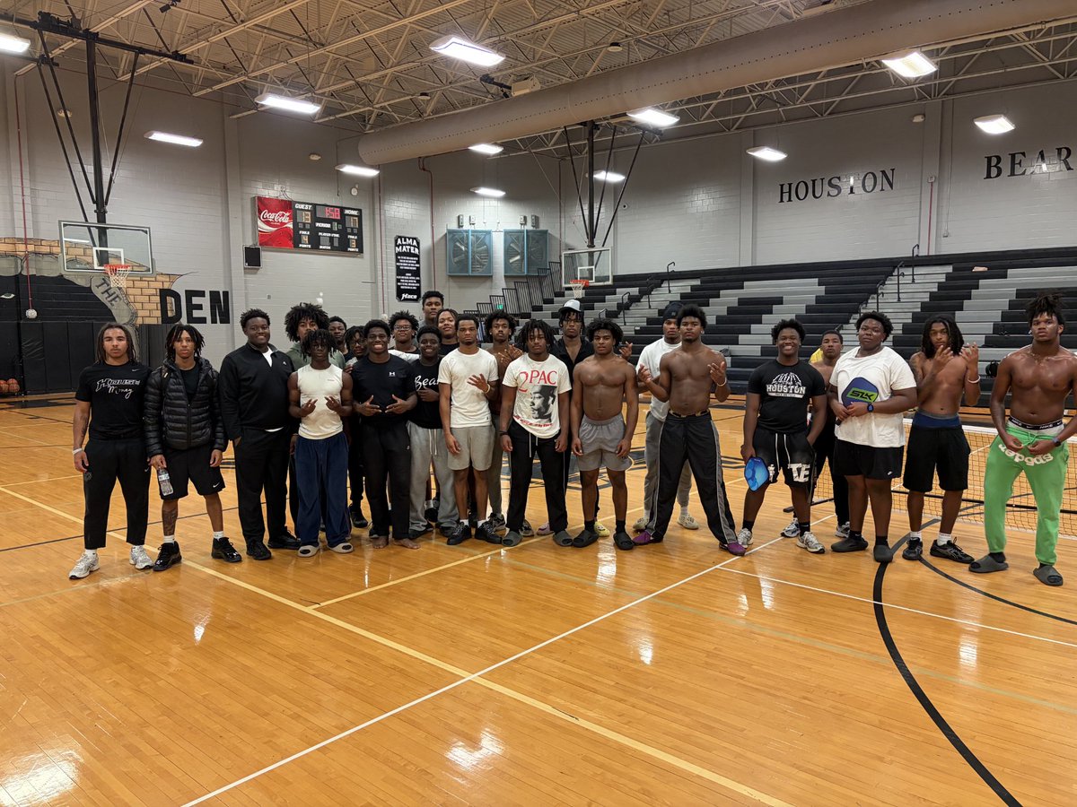 HOCO FOOTBALL tweet media