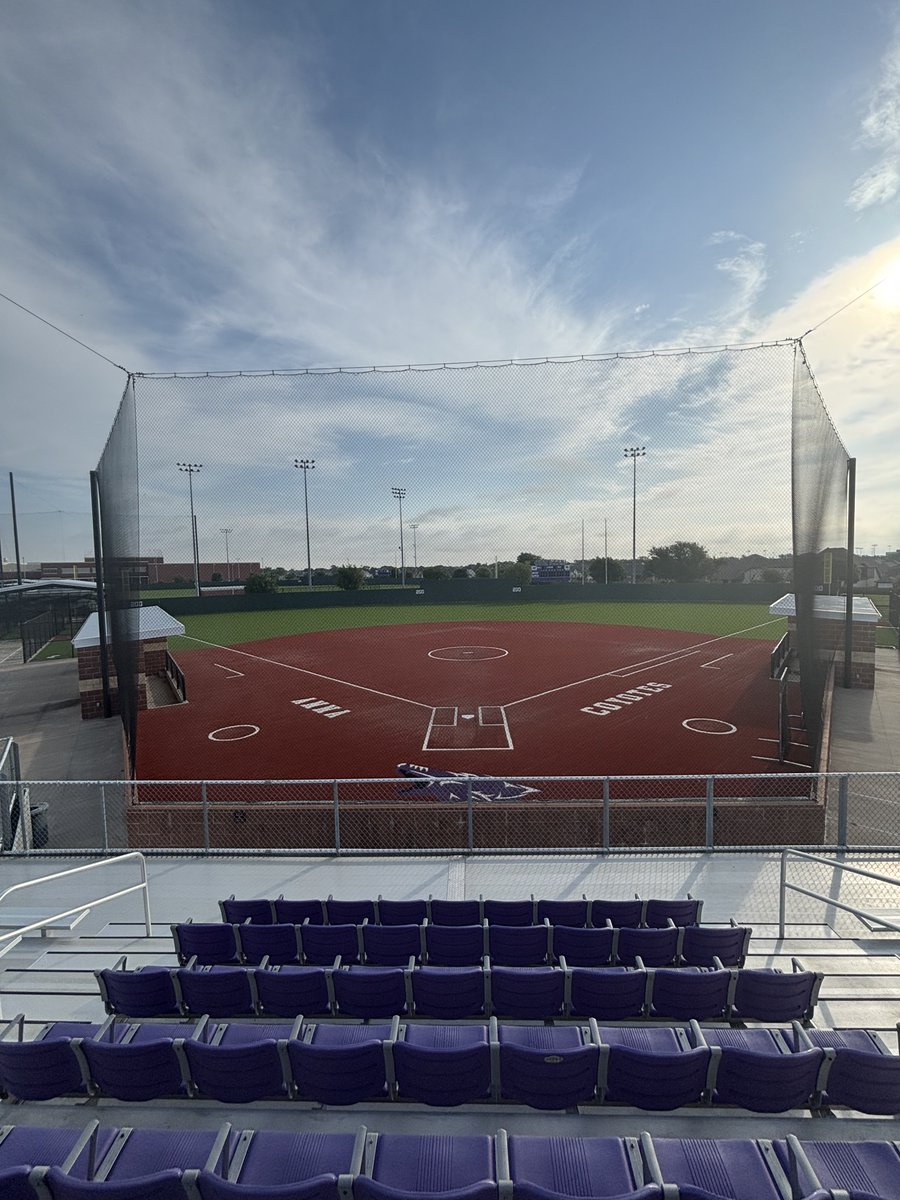 Anna Coyote Softball tweet media