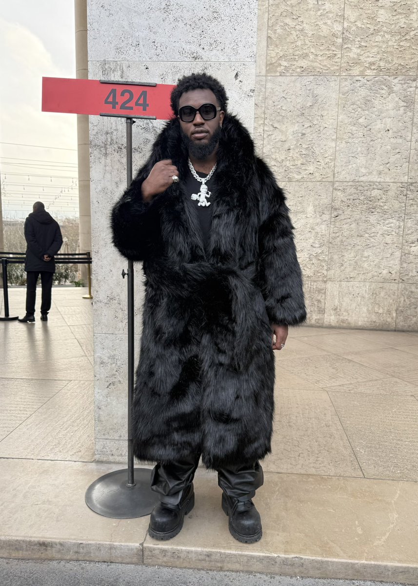 NOLOVESCOTT tweet media