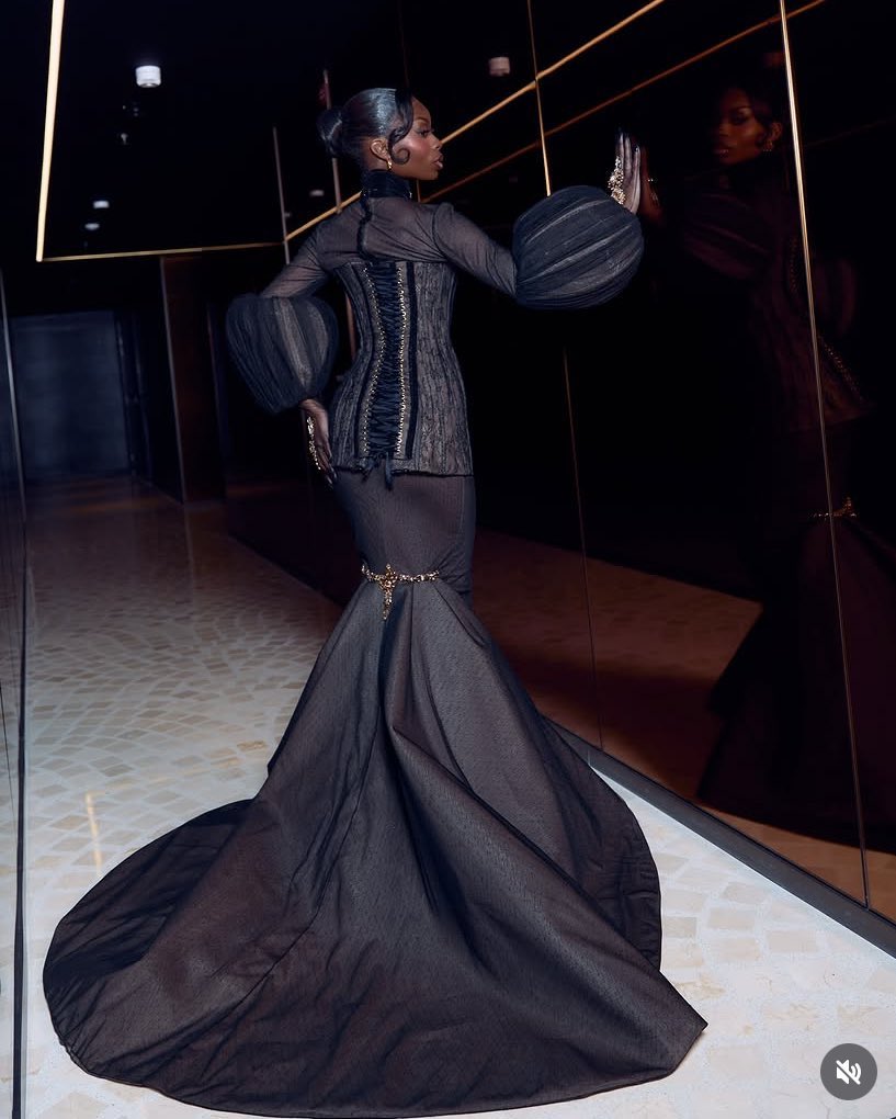 Khaled and Marwan really did an amazing job with this dress. Look at the sculptured artistry in the corset and gloves. The back of the dress is a whole work of art by itself. Olandria’s exquisite aura &amp; silhouette was perfect to transform this amazing piece into living art.