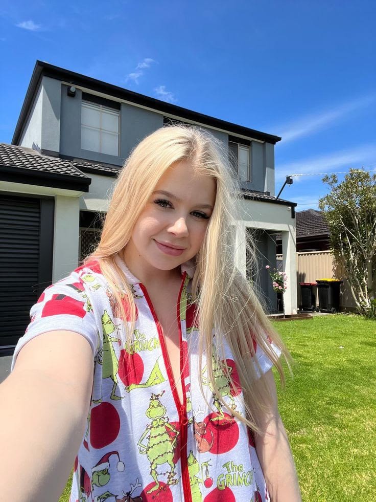 Earan Emily (@emilyearan10214) on Twitter photo 