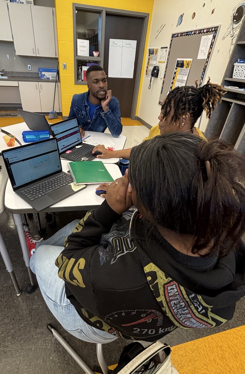 karenwood1's tweet photo. It was great to spend time in @HCPS01 during their district wide professional learning day! Using progress monitoring data like GPS points to guide instruction will help get their students to the desired outcome of becoming skilled readers! @NCDPI_OEL @JIOThompson #NCReadLeadSucceed