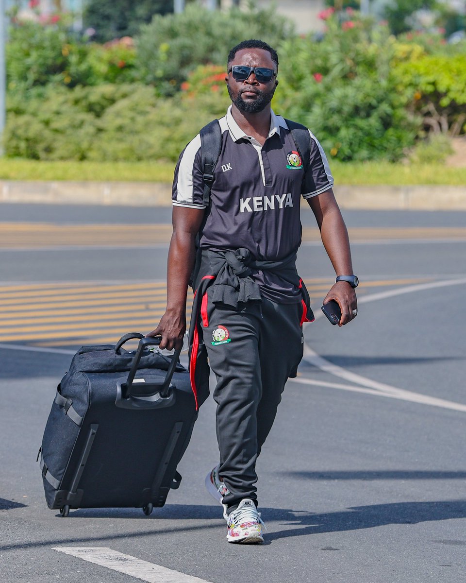 razkago's tweet photo. Dear march,

I am open to all size miracles,much needed peace and unexpected celebrations.

#beliefisthespark
#disciplineisthefuelofachievement 🇰🇪
#kenya 
#allblack 
#sunglasses
 
“MarchingOn” https://t.co/KAAJH8FtEA