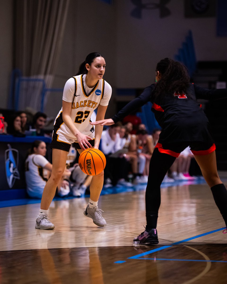 BW_wbasketball's tweet image. HALFTIME 

Baldwin Wallace: 29
William Paterson: 20

#AllInForUs #d3hoops