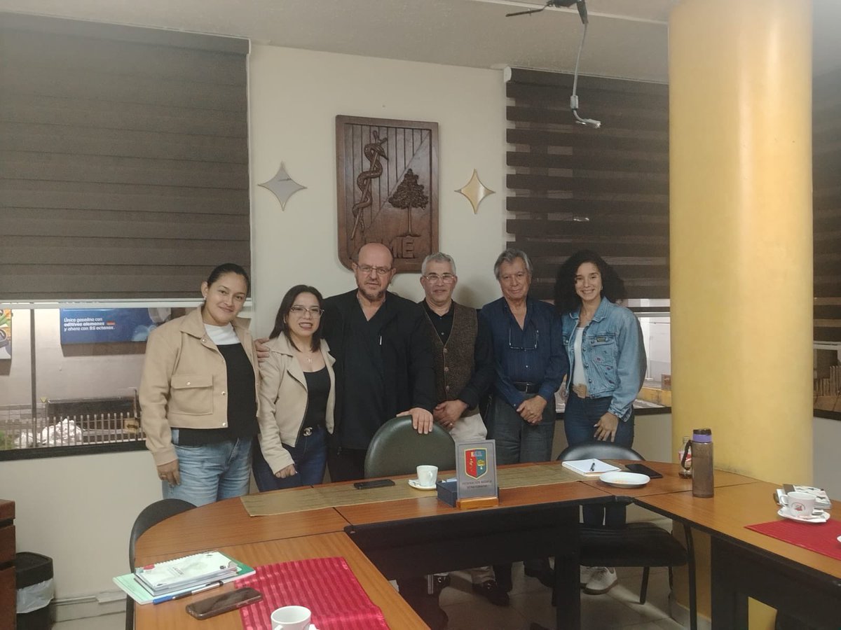 Federación Médica Ecuatoriana tweet media