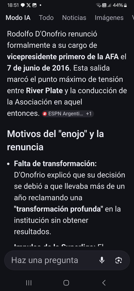 Acá tenemos a otro miembro del grupo seca nuca, éste de RC tratando d ensuciar a River
Le recuerdo q en 2016 River tbn lo hizo en pleno macrismo
Sr, estuvo en la combi donde les dieron la copa?
Nunca dijeron con cuanta guita los ayudó AFA a salir del pozo, la devolvieron?