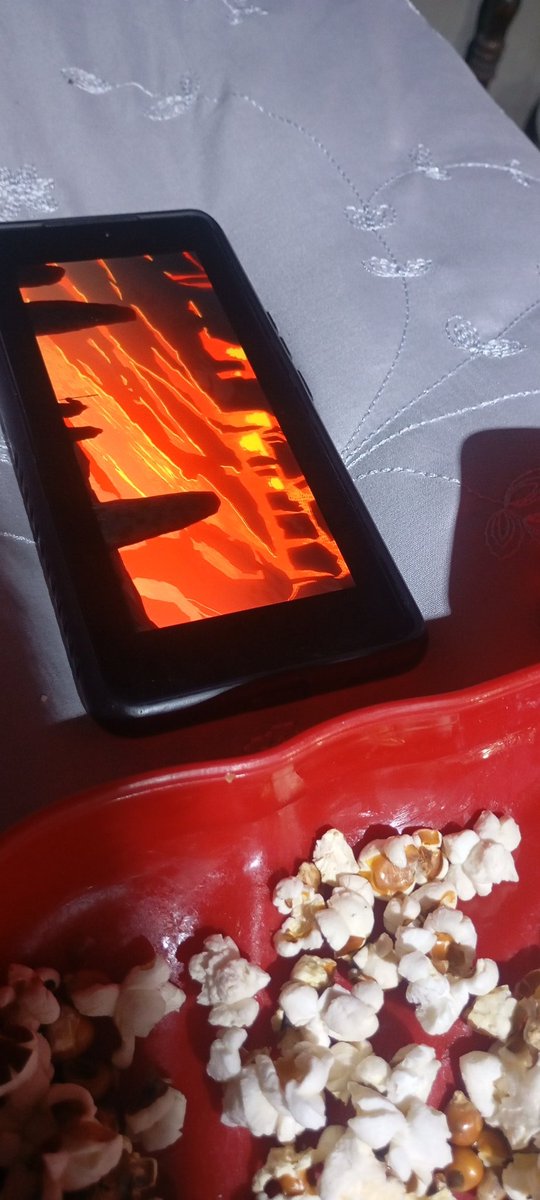 pareja sw joven tweet media