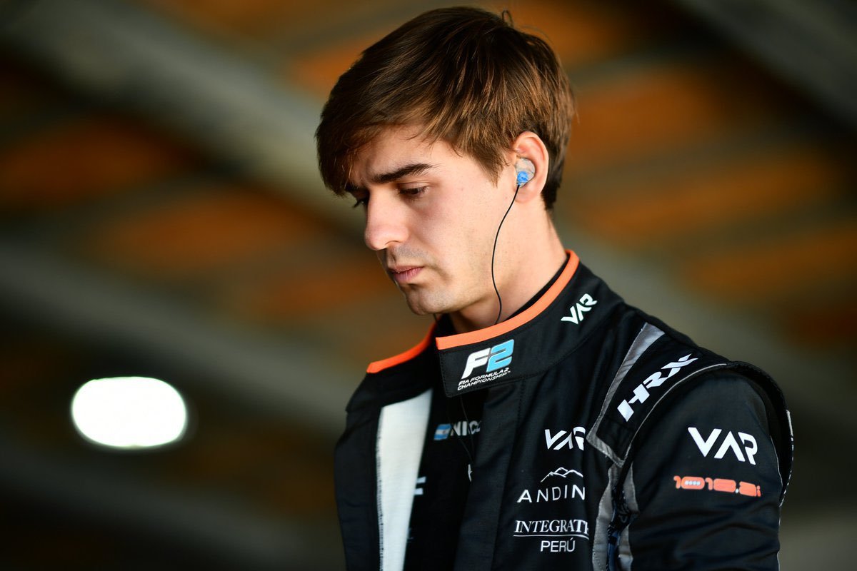 jp_otrosky's tweet photo. Una mala carrera no mancha el enorme talento de Nicolás Varrone, ni mucho menos lo define como piloto. A pasar la página y pensar en la carrera de mañana, aún hay chances de cerrar el finde con un buen resultado. 

Primera fecha, en un equipo de zona media/baja y primera experiencia en categorías de monoplazas desde 2020. Necesita tiempo para adaptarse, pero una vez que cumpla ese proceso lógico que necesitan todos los pilotos, nos dará grandes alegrías. 

Hoy más que nunca, subido en su tren. Esto recién empieza, y le espera una gran temporada por delante. Vamos Nico carajo!!! 🇦🇷🇦🇷🇦🇷