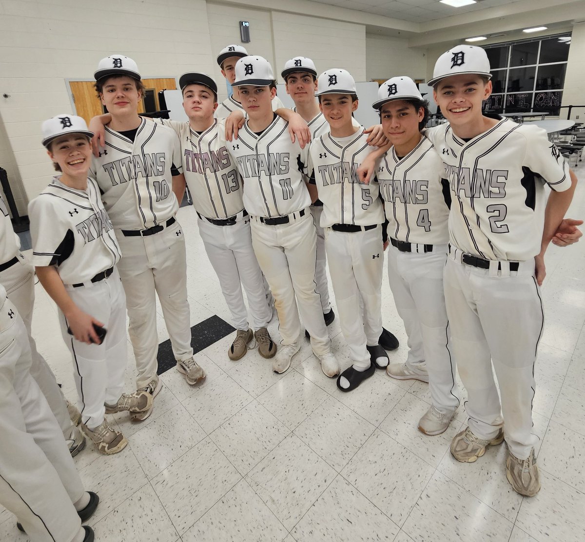 DHS Titan Baseball tweet media