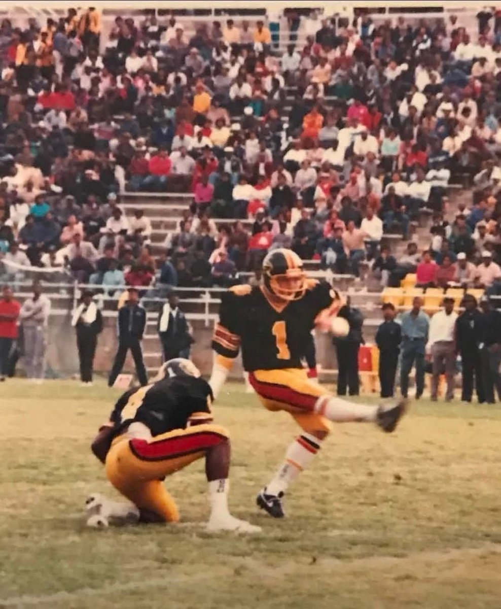 Coach Carson tweet media