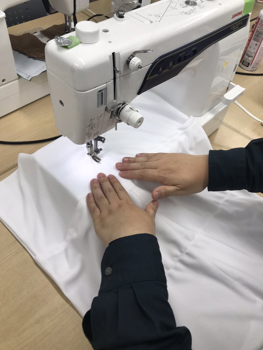 supersuke's tweet photo. 【求人】障害者就労支援施設の支援員（縫製部門での作業支援）／ミシンが好き！を仕事に。縫製で障がい者の自立を支えるやりがい（千葉県木更津市）
https://t.co/C9JioXG9H5
---
地域作業所hana（就労継続支援B型）の縫製部門の支援員を新たに募集することになりました。職場見学大歓迎です！ https://t.co/jwgRRMmtM0