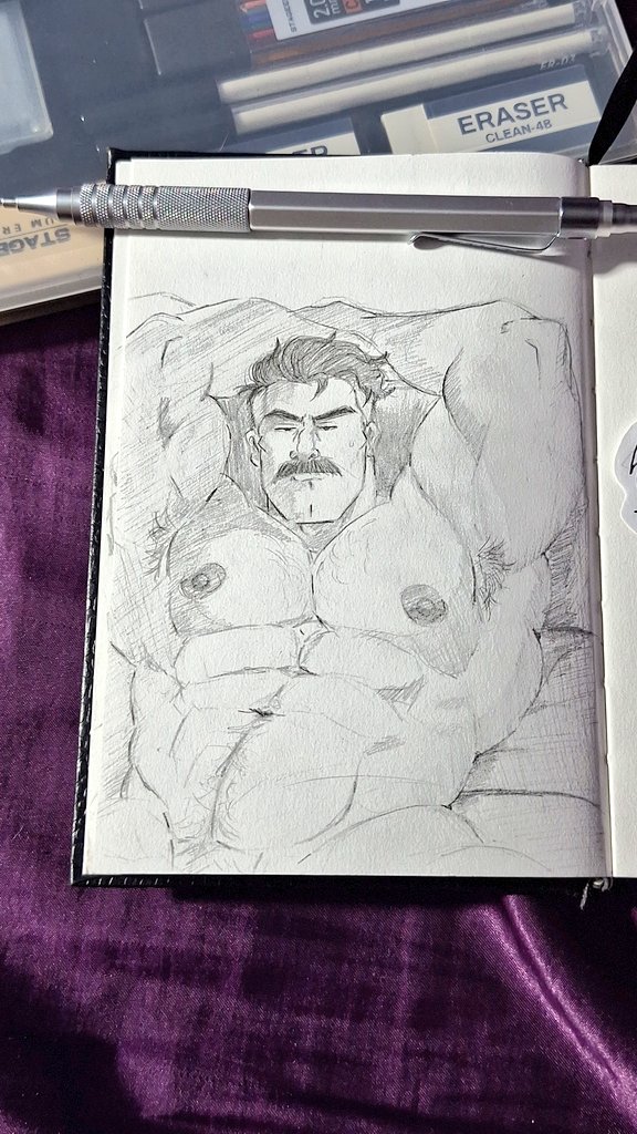 Mr.spotty_bunny tweet media