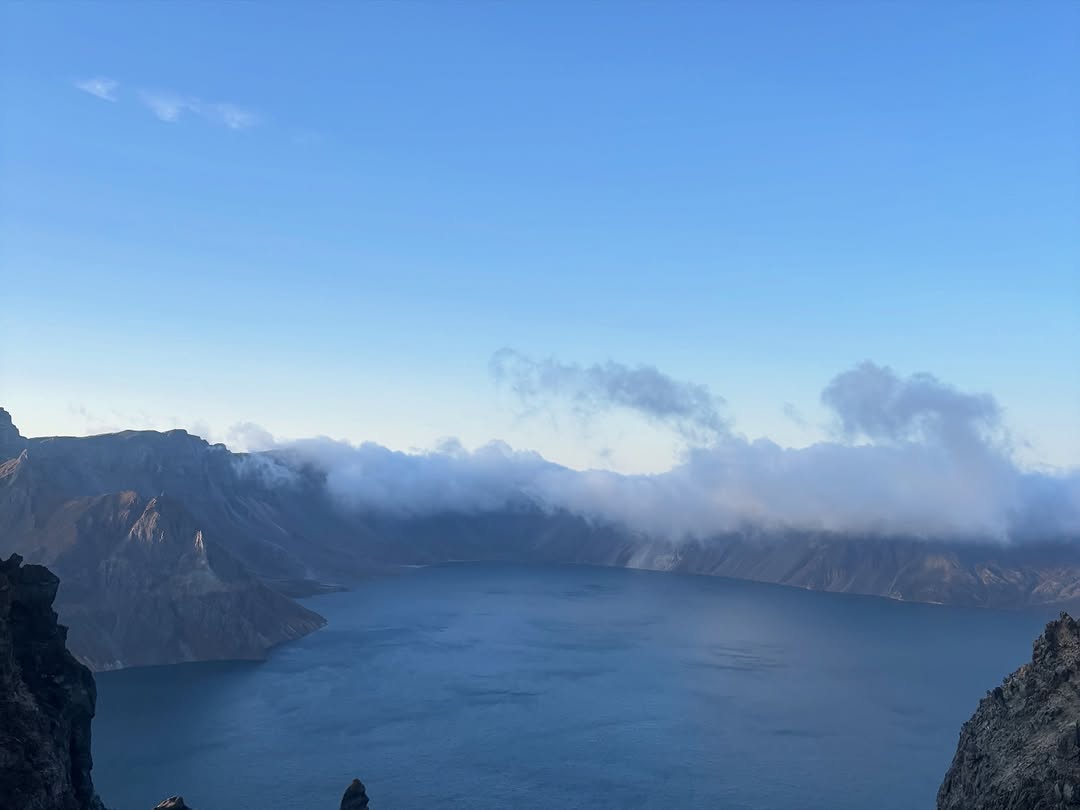 SRamirez89366's tweet photo. 백두산🏔️ https://t.co/tINhMg7gdp