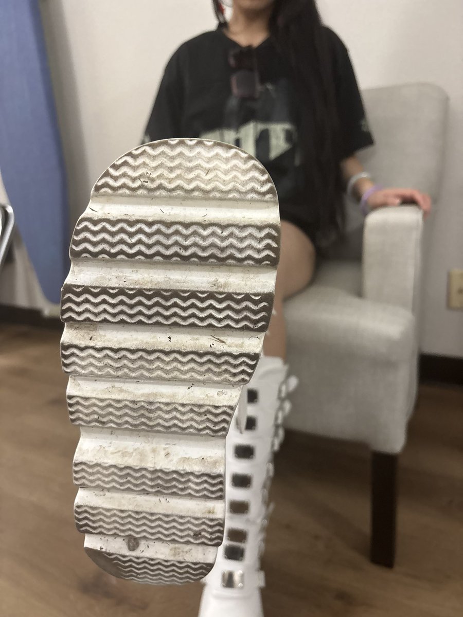 ✧ ﾟ• : * ♡ 𝓥𝓲𝓿𝓲𝓪𝓷𝓷𝓮 ♡ *:･ﾟ✧ | findom tweet media