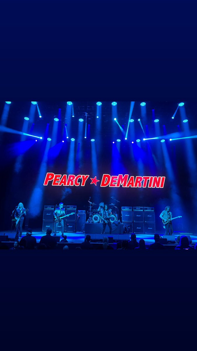 Oscar W. tweet media