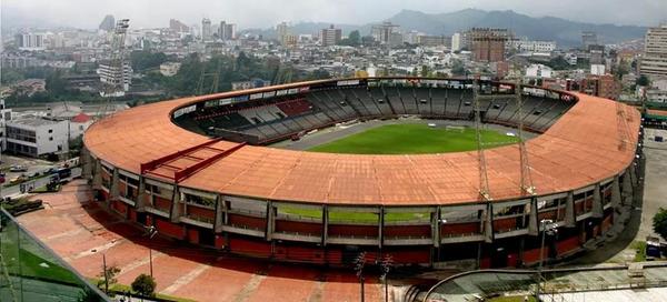 Manizales, la ciudad donde piden la salida de un técnico muy competitivo, que solo perdió un partido de los recientes 14 que disputó en Liga colombiana, que lo tiene metido entre los 8 por cuarta vez de 5 y protagonista de alto nivel de Copa Suramericana 2025.

Que irracionalidad