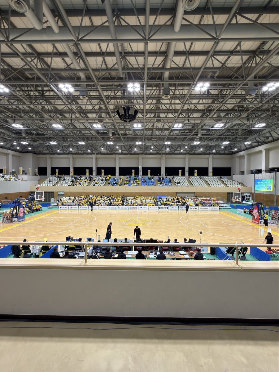 9番の男 tweet media