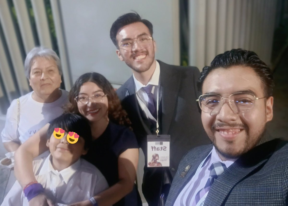 Andrea Lezama B tweet media