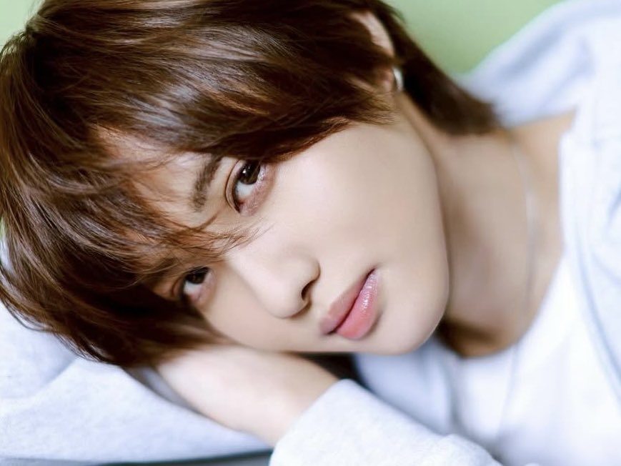 昼職ホス狂い tweet media