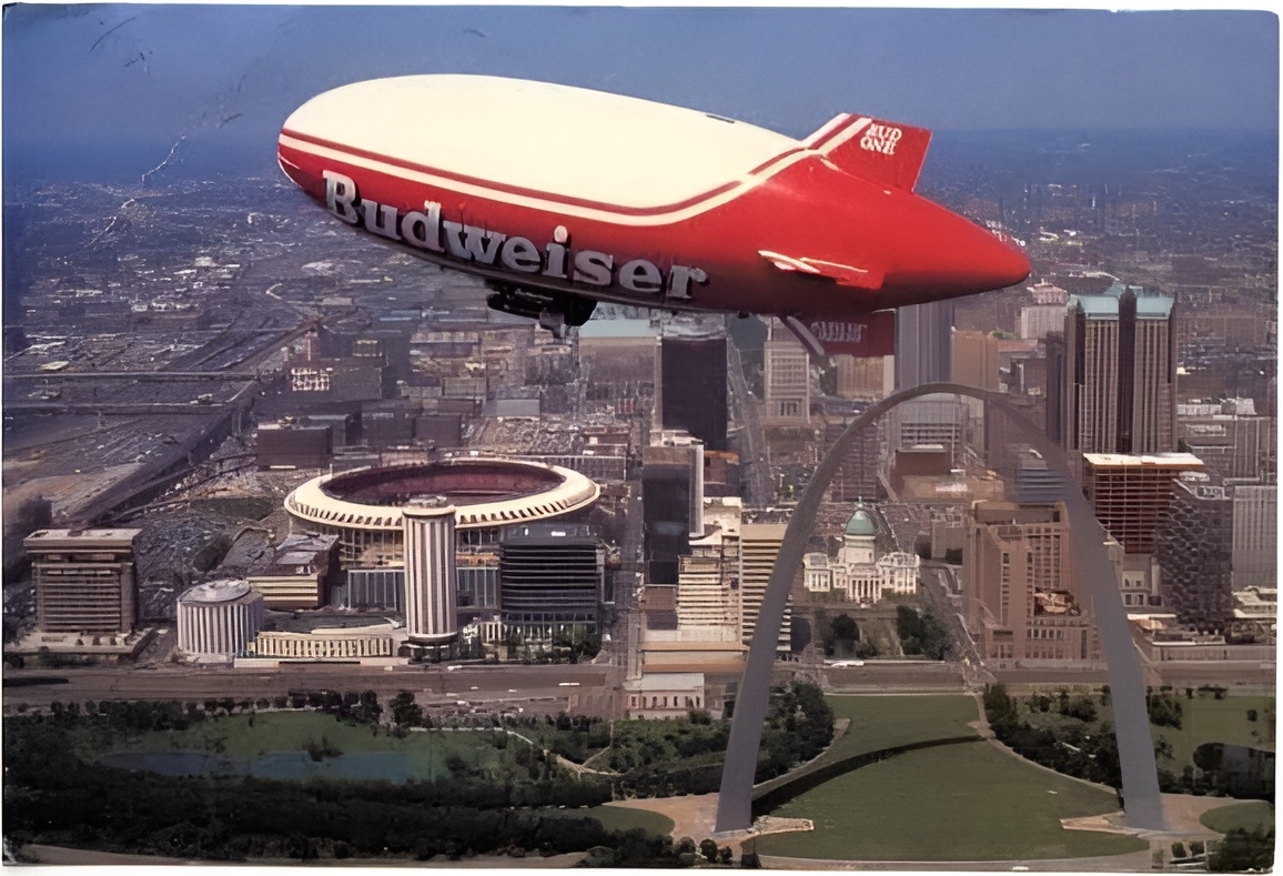 The Budweiser Blimp over St Louis with the Arch and Busch Stadium II as a beautiful backdrop. #StLouis

<a href="/budweiserusa/">Budweiser</a> | and <a href="/HomeOfBud/">Budweiser Brewery Experience</a> | <a href="/GatewayArchSTL/">Gateway Arch</a>