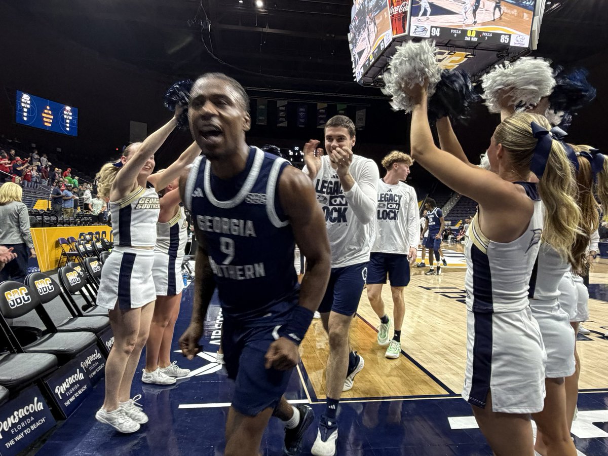 THE EAGLES STUN THE JAGUARS

Georgia Southenr battles back from down 10 to beat South Alabama 94-85!

They hit a program record 23 three pointers, ties the Sun Belt tournament record 

Alden Applewhite had 34 points

This team does not give up, the Eagles advance to the