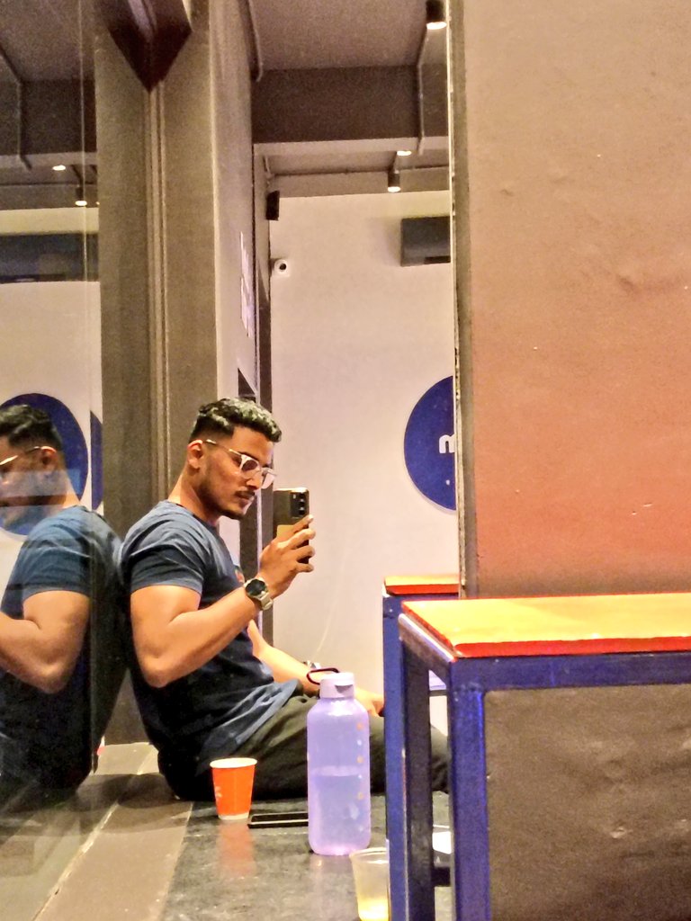 Manav 🐦‍🔥 tweet media