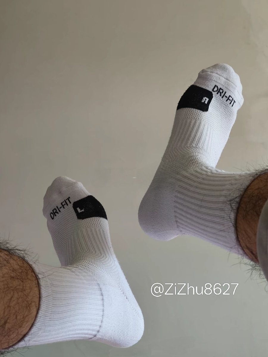 自作主张,自作主张(求互推) tweet media