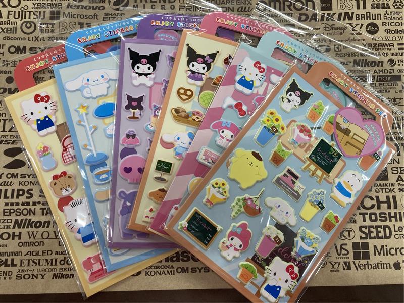 シール入荷じょうほう😋 
サンリオのエンジョイステッカーセット😋
ぜんぶ集めたいー！！
※こちら おひとり様1点限り ですが種類ごとなので各種類購入できます😂