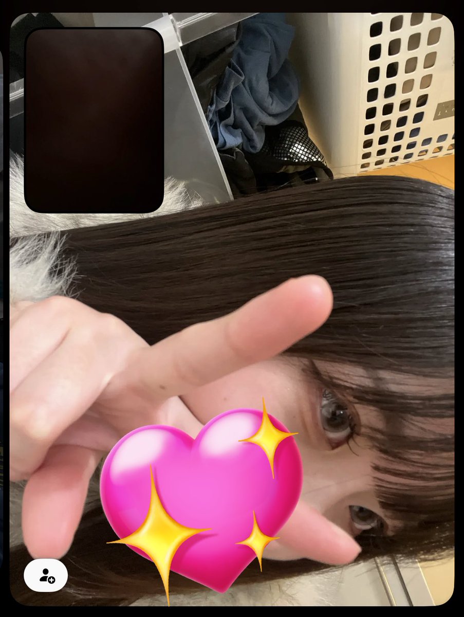ななみ tweet media
