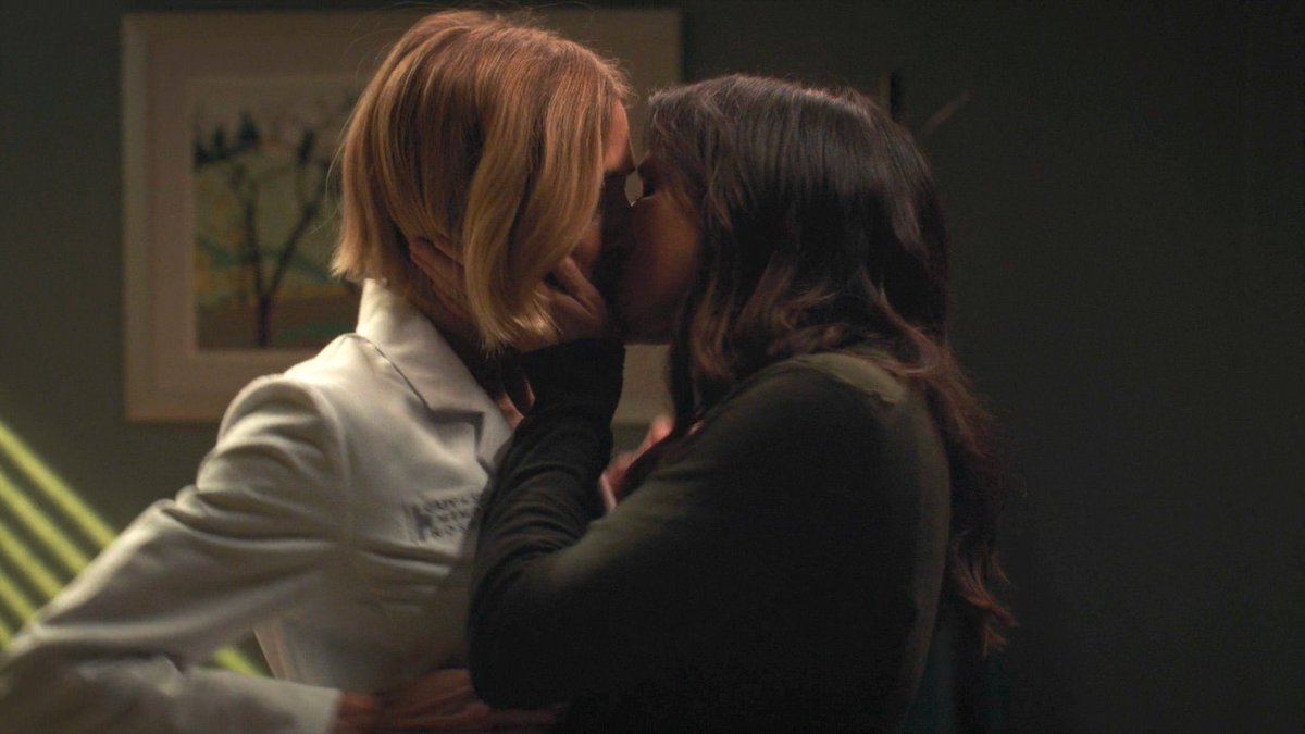 sapphics like: tweet media