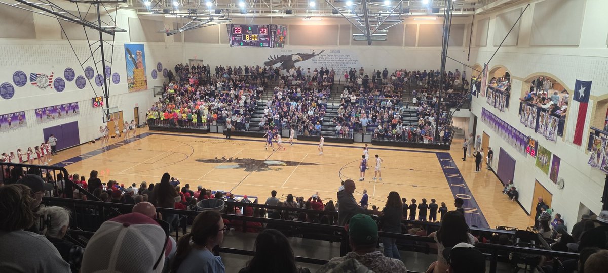 coachkevinrich's tweet photo. This is community based public education at its finest. Packed house for a playoff basketball game.  You can have your homeschool and private schools all you want. GIVE ME THIS PUBLIC SCHOOL environment every time!!!!!! https://t.co/LShX9fPJ6j
