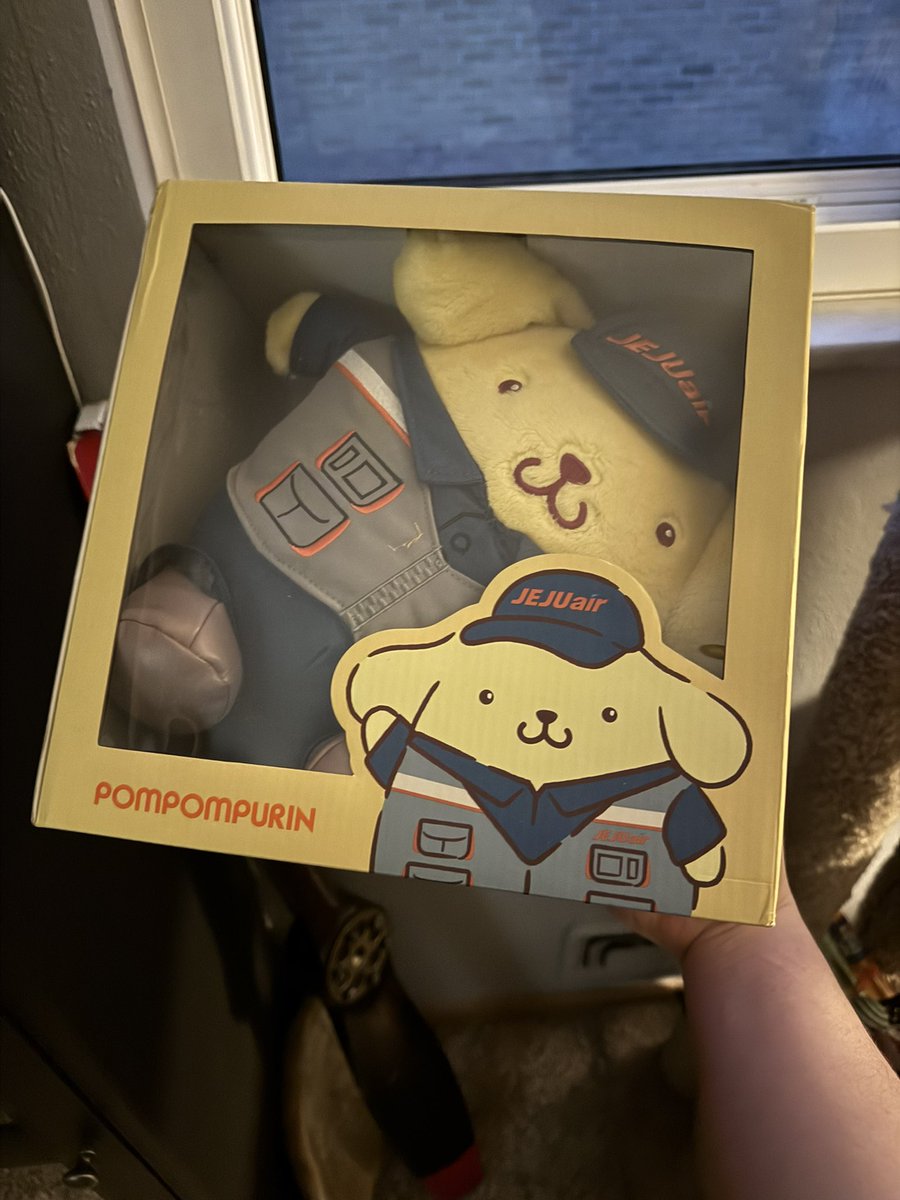 HES HERE. I’m so happy 😭