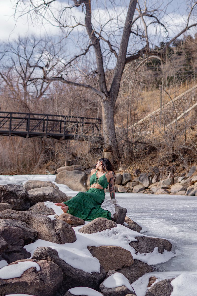 ughhjen's tweet photo. is it spring yet?! i wanna frolic 🌱☀️ https://t.co/dfYK6uy8RD