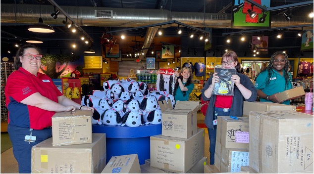 miadventure's tweet photo. "Love what you do, and the work won't feel like work.β"
In honor of #EmployeeAppreciationDay, here is an appreciation post for the #MichigansAdventure team. π§‘π https://t.co/bRzlC1h4cm