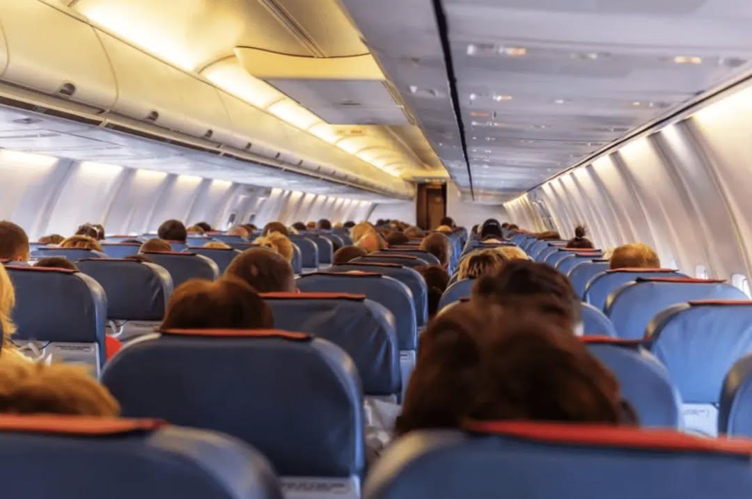 Coronavirus found in samples from 96% of flights

If you believe it's now safe to fly without a protective mask, you might want to think again. New research shows the COVID-19 virus has been found on nearly every flight tested.

airspothealth.com/a/blog/coronav…