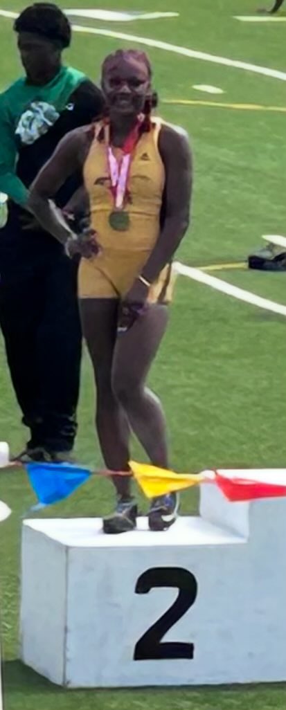 Aldine Eisenhower Girls Track and Field tweet media