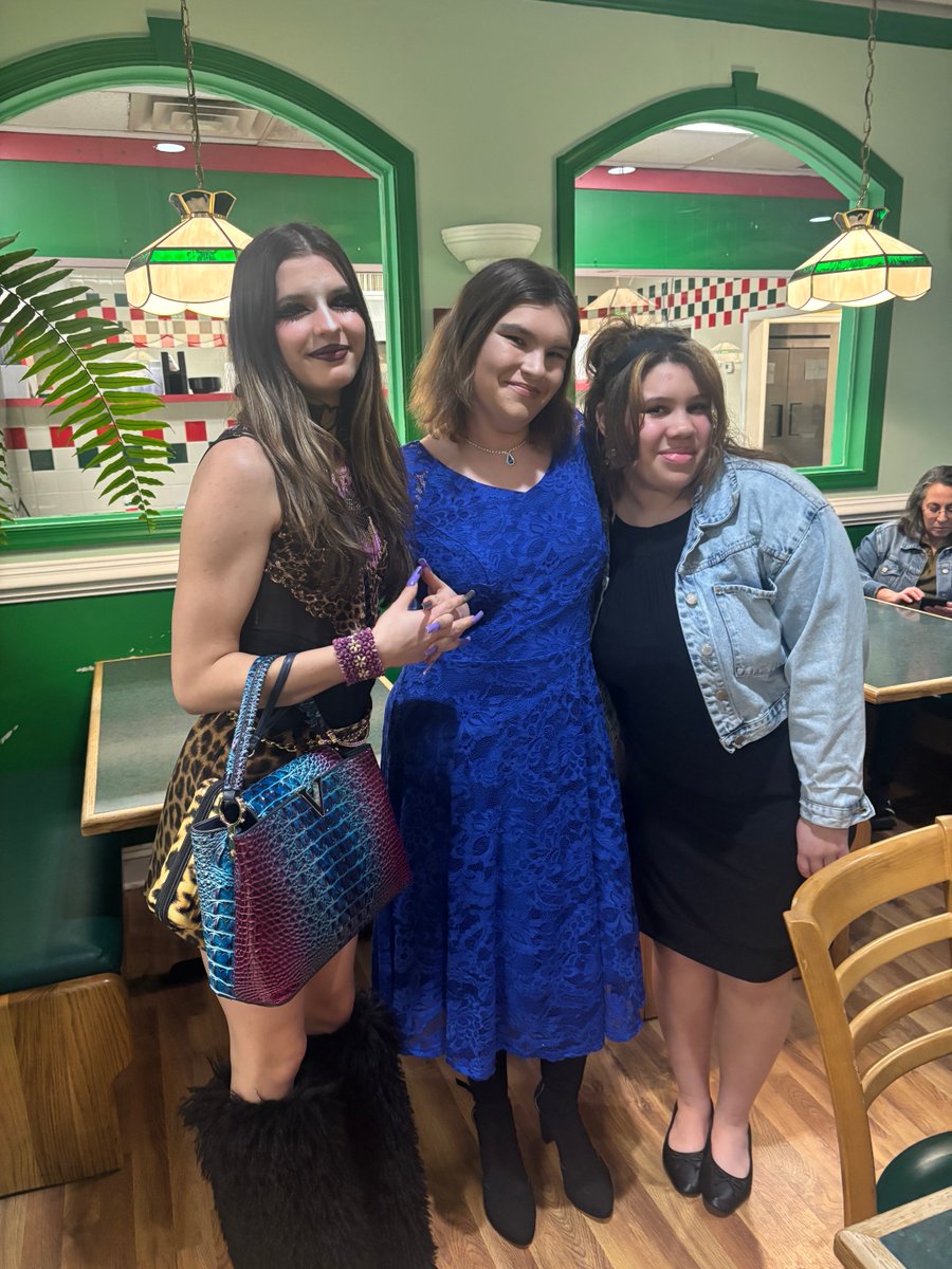 Colgan FIN Friends tweet media