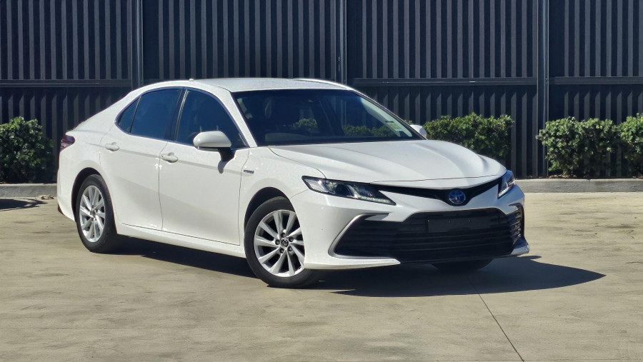 Wait...What?? tweet media