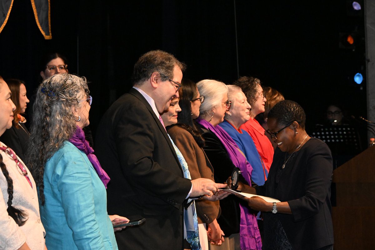 Instituto de Física de la UNAM tweet media