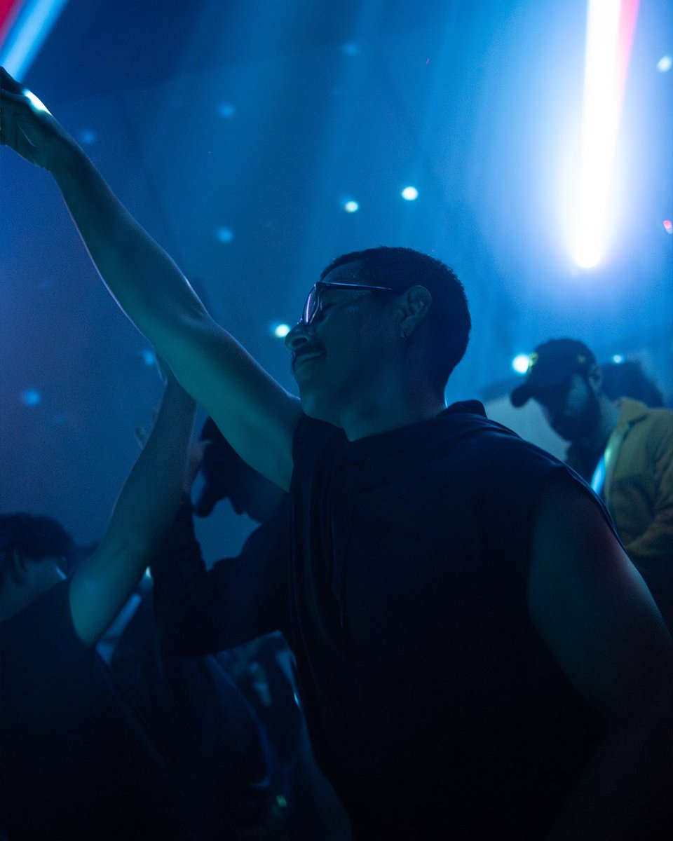 Una noche más donde el sonido lo dijo todo con Eagles &amp; Butterflies.