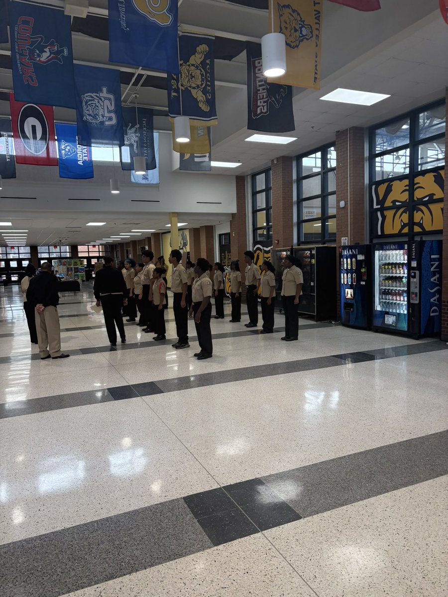 Lithonia High School Science AC tweet media