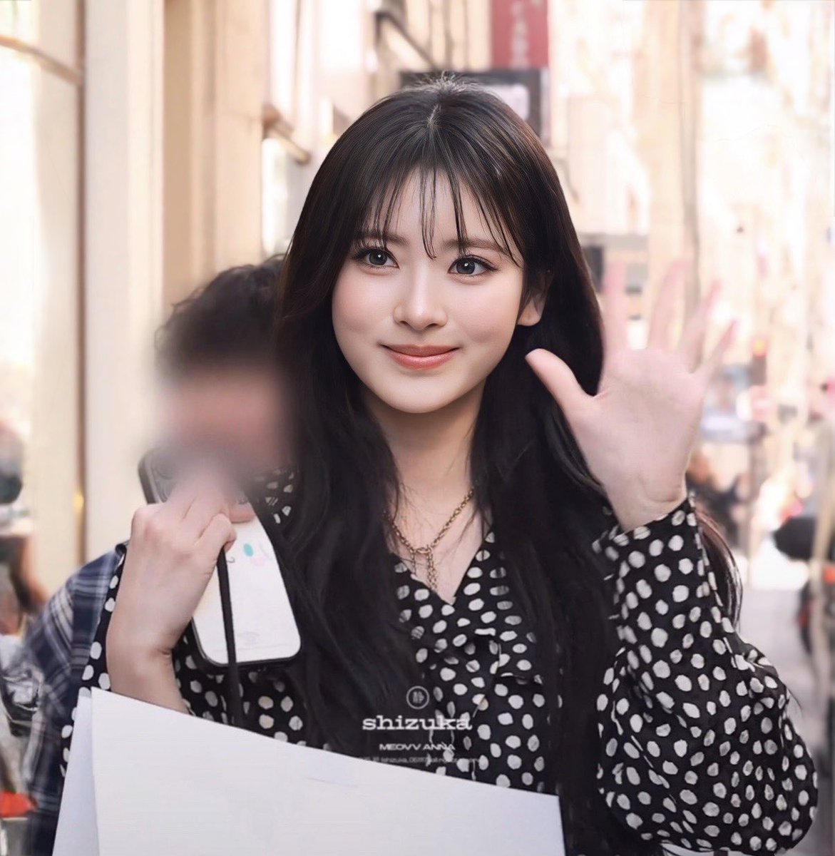 파리 #ANNA #안나 #アンナ #田中杏奈 #MEOVV #미야오 #ミヤオ