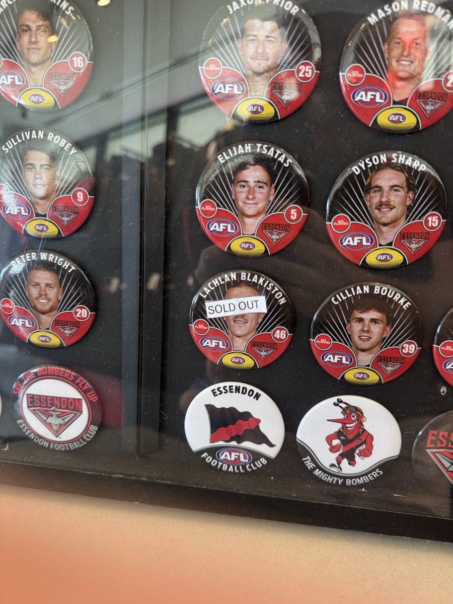 Ian Hume tweet media